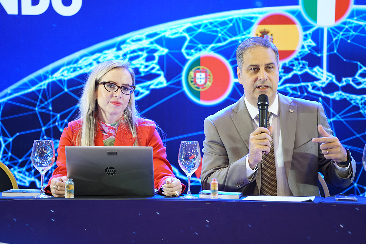 Erinaldo Dantas (OAB-CE) presidiu a mesa da palestra