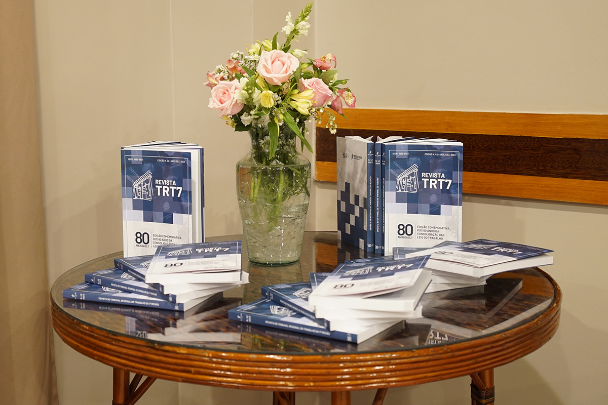 Revista TRT-7 conta com artigos científicos