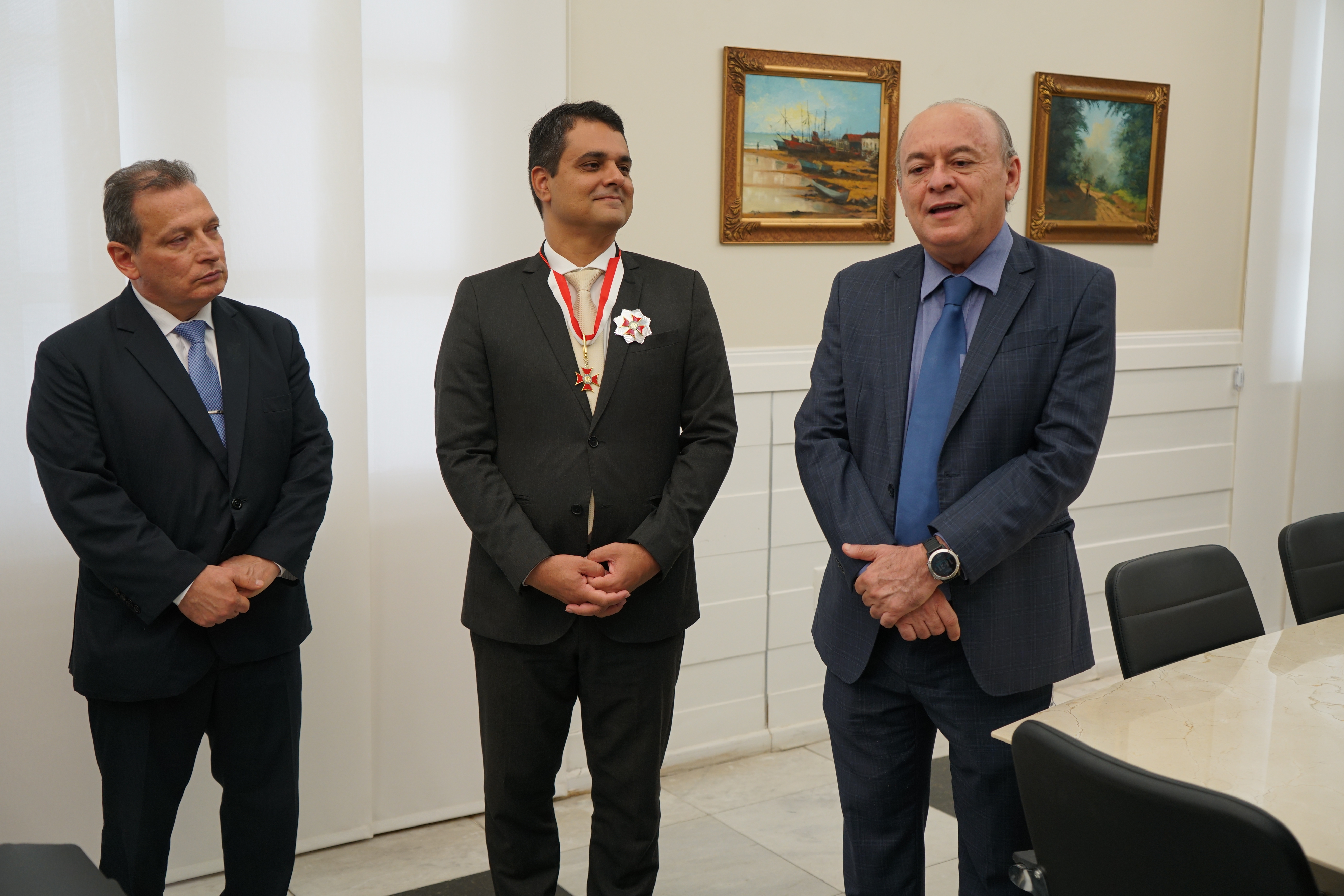 Da esquerda para direita. Presidente do TRT desembargador Durval Maia,  vereador Gardel Rolim, presidente da Câmara Municipal de Fortaleza e desembargador José Antônio Parente