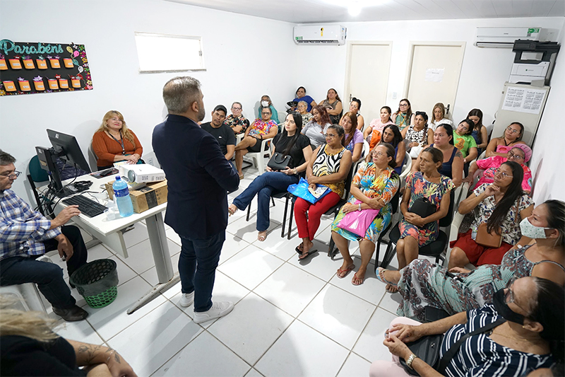 Programa de Combate ao Trabalho Infantil foi ao CRAS Canindezinho dialogar com a comunidade