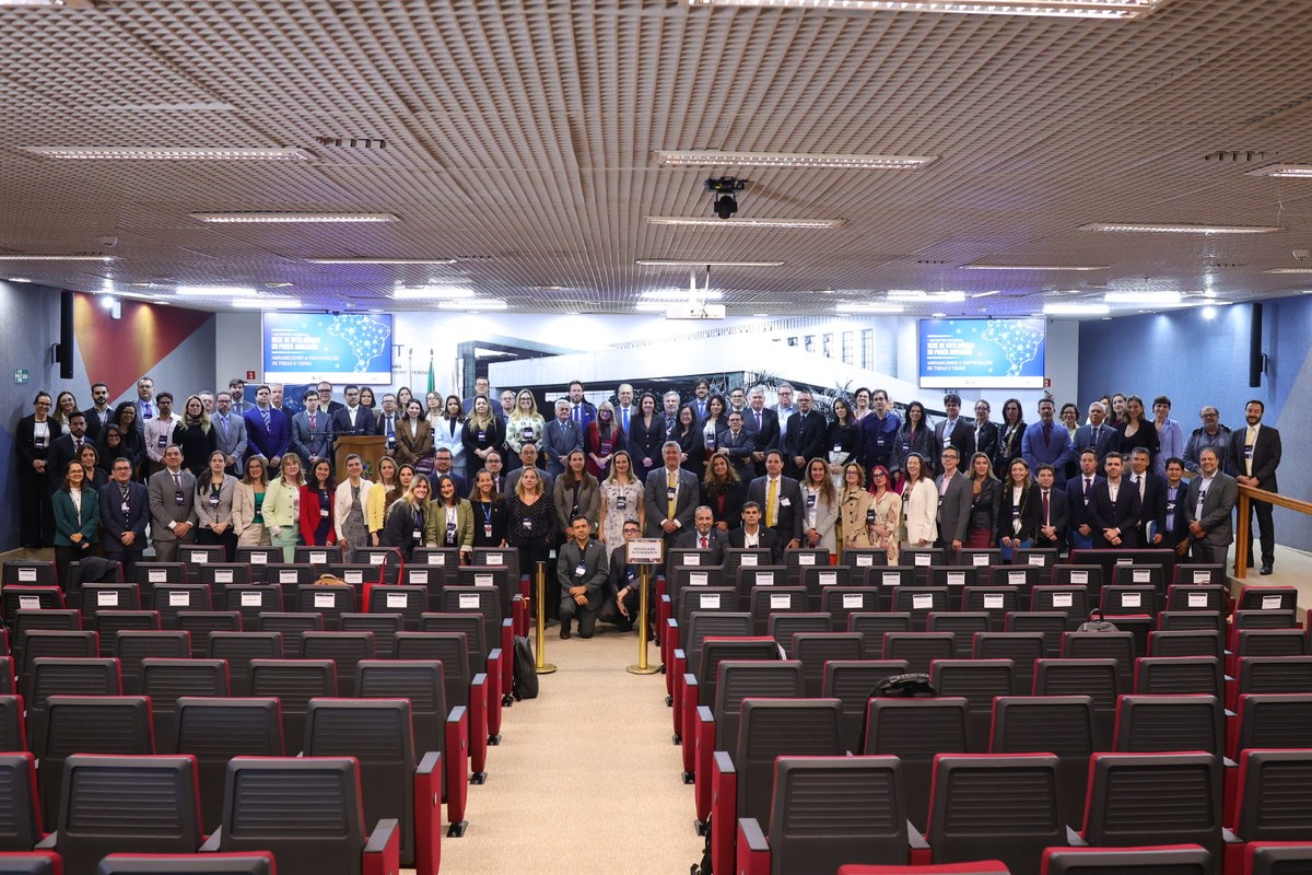 Desembargadores do TRT-CE no I Encontro Nacional da Rede de Inteligência do Poder Judiciário, em Brasília