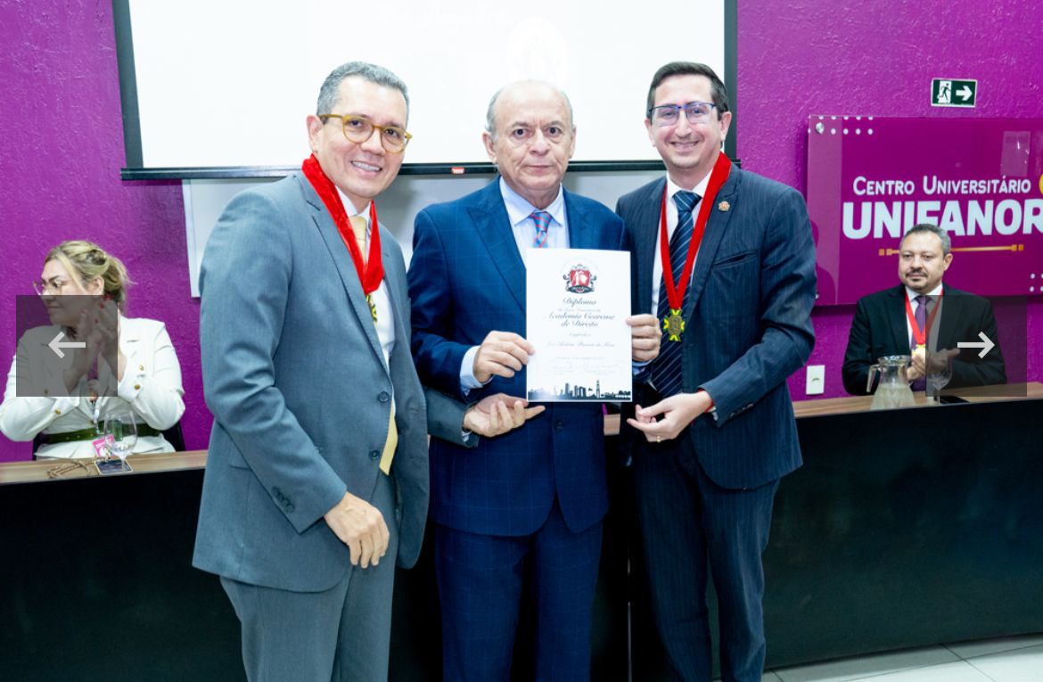 Des. José Antônio Parente é empossado como membro honorário da Academia Cearense de Direito