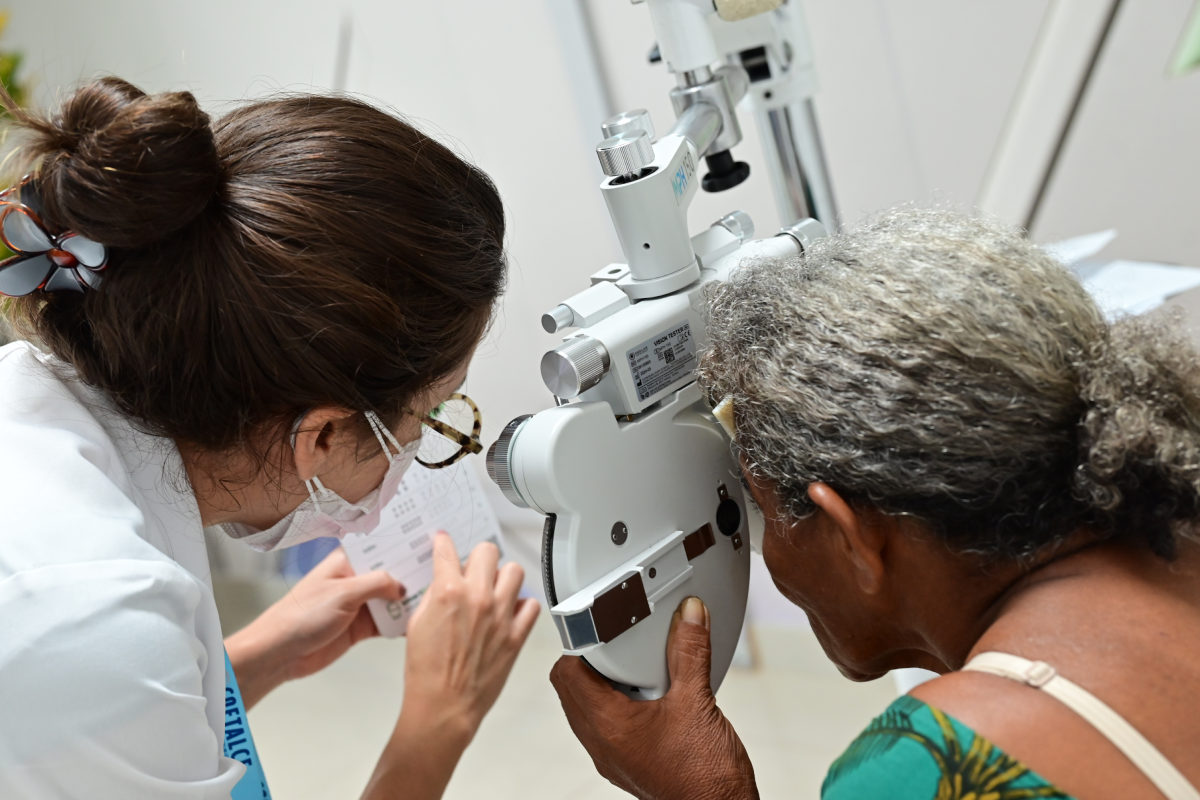 Vídeo: TRT-CE e parceiros promovem cidadania no mutirão PopRuaJud em Fortaleza