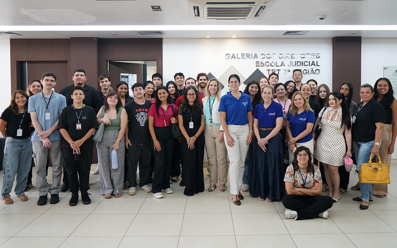 Programa Fada Madrinha: 2ª oficina debate proteção à vida de jovens e etiqueta profissional
