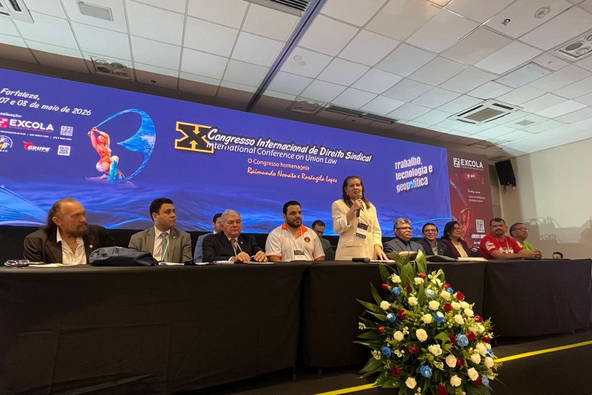 TRT-CE participa da abertura do 10° Congresso Internacional de Direito Sindical