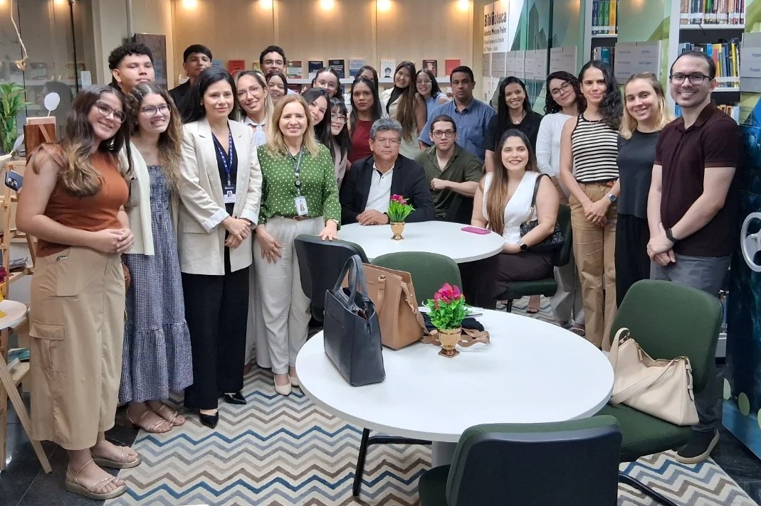 Em Visita Guiada, TRT-CE recebe alunos de Direito do UniAri