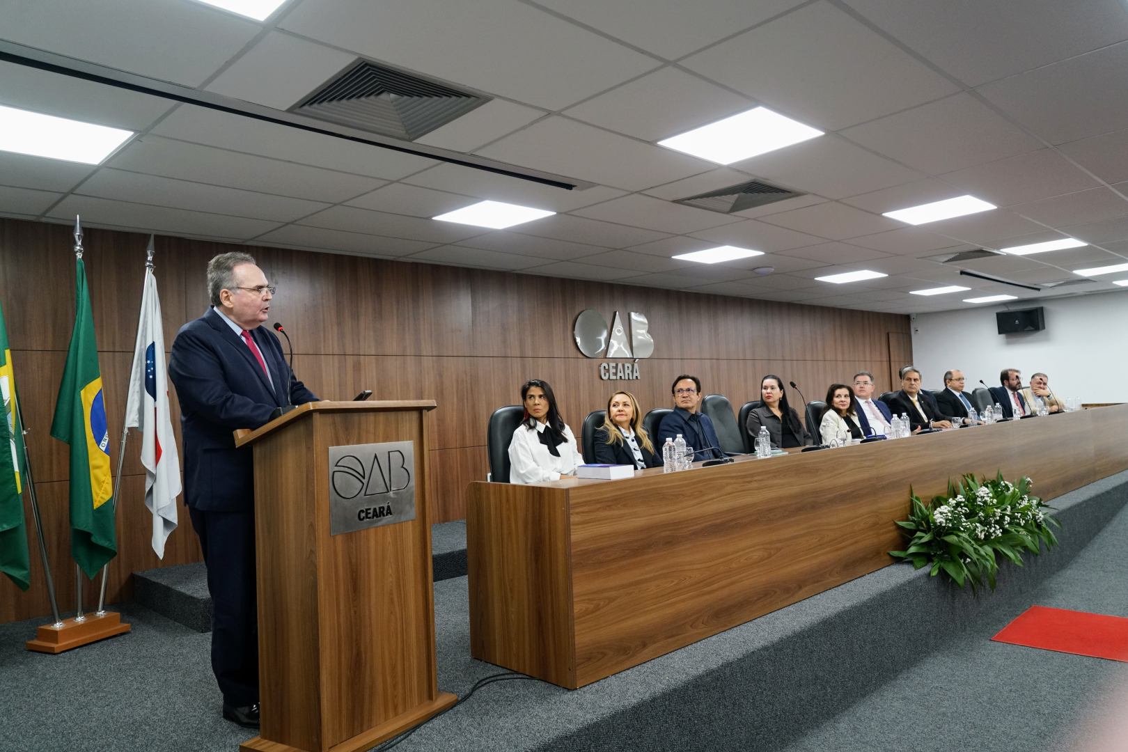 TRT-CE prestigia lançamento de livro do des. Emmanuel Furtado na OAB-CE