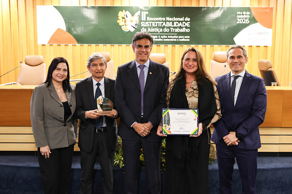 TRT-CE recebe prêmio nacional na Categoria Cultural por projeto voltado à cidadania