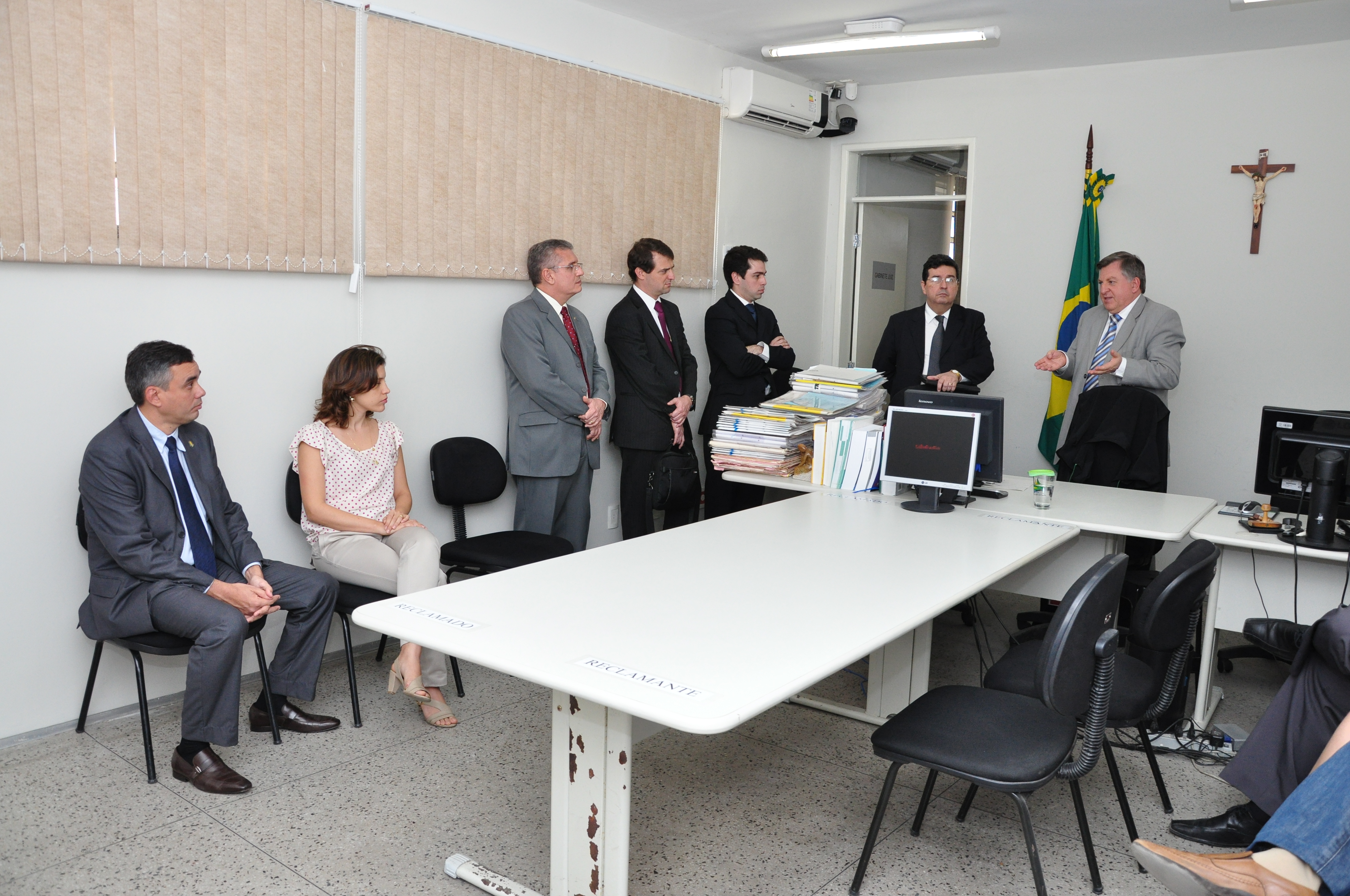 Ministro Dalazen em visita à Vara do Trabalho de Caucaia
