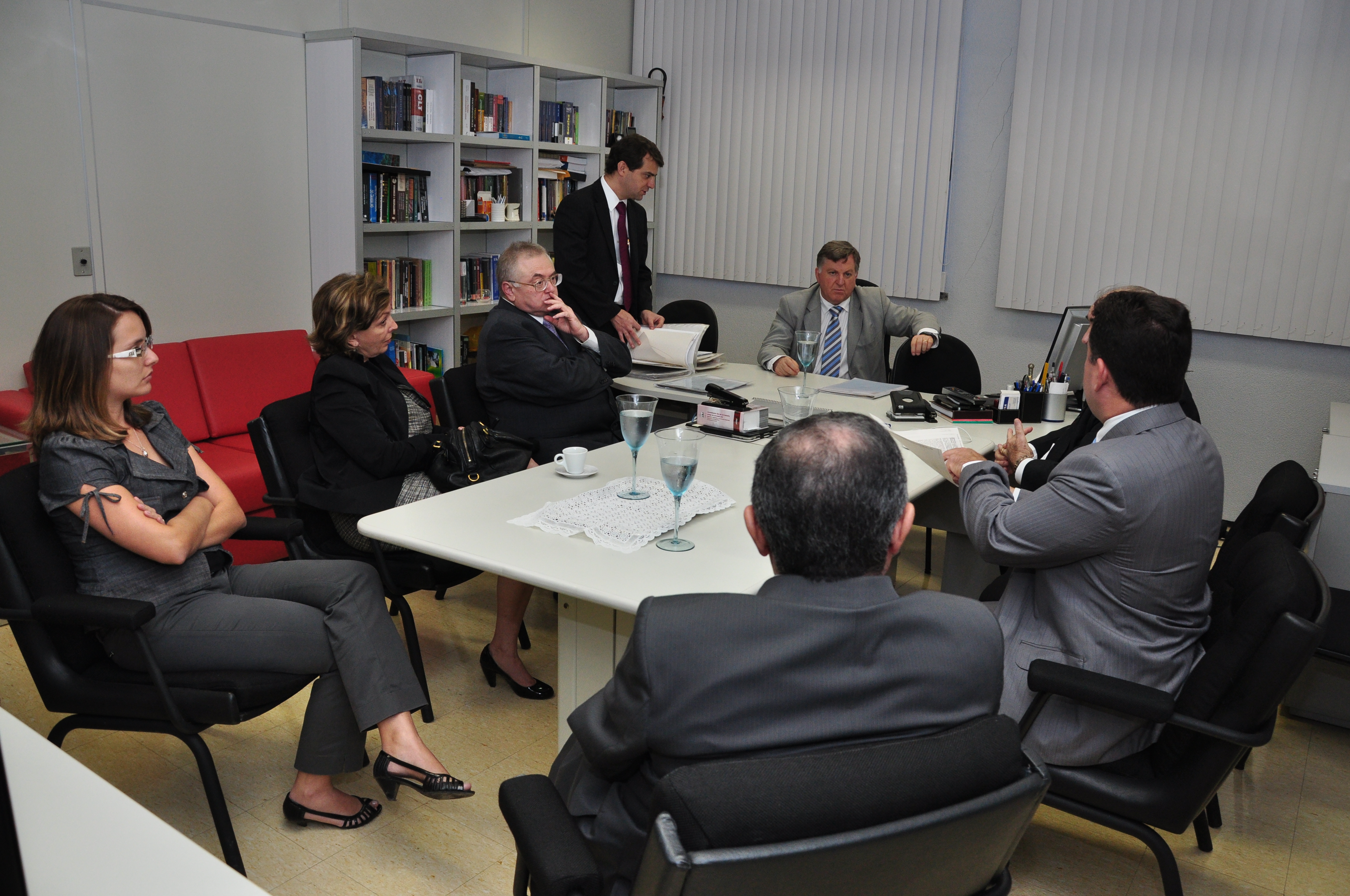 Ministro Dalazen em visita à 1&ordf; Vara do Trabalho de Fortaleza